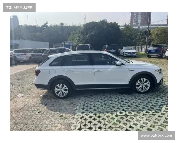 便宜大空间德系家用车,自动挡油耗6L,合资品质,实拍C-TREK蔚领 便宜大空间德系家用车,自动挡油耗6L,合资品质,实拍C-TREK蔚领